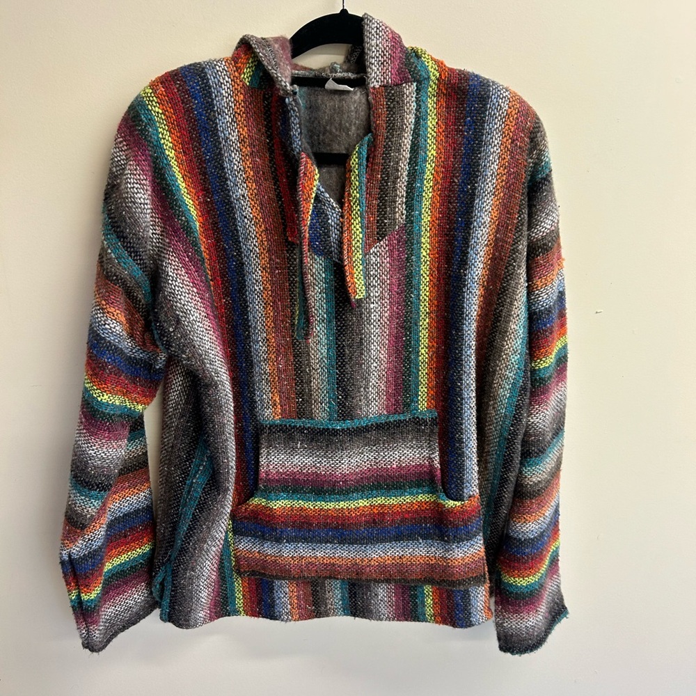 Multicolored hoodie drug rug size Large